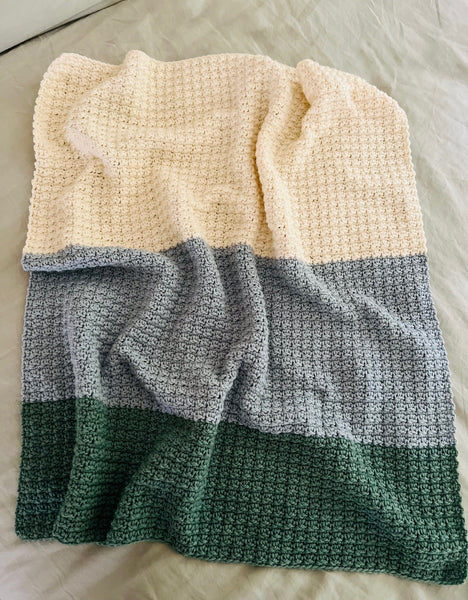 Dove Baby Blanket (FREE e-pattern)