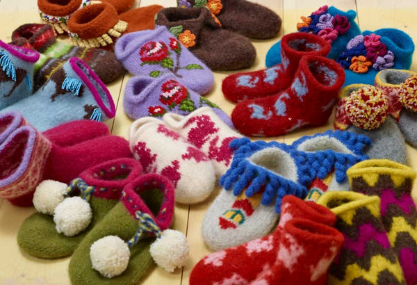 30 Slippers to Knit and Felt